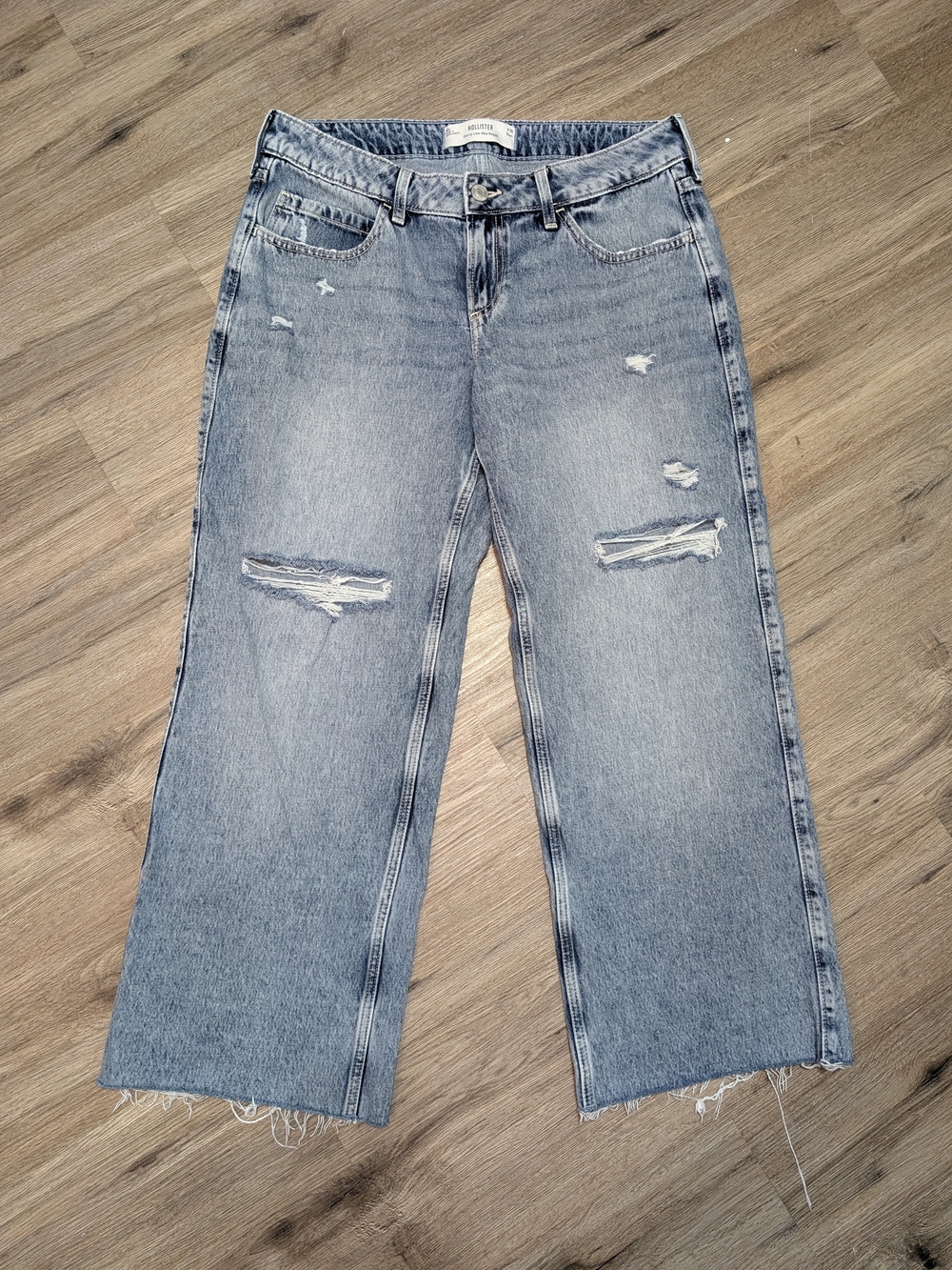 Hollister Curvy Low Rise Baggy 10S Women's Light Acid Wash Jeans Ripped Knees